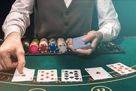 rj111 Live Tables aur Game Features